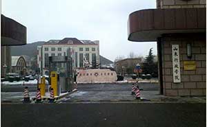 山東行政學院SFTCC-02收費停車場系統案例 - 中出網-智能出入口與停車充電門戶