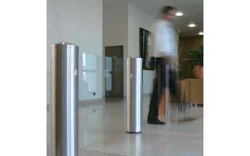 擺閘 - 半高電動擺門