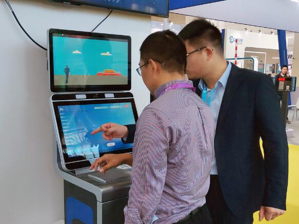 錢林攜新自助訪客機及系統(tǒng)亮相安博會引起熱潮