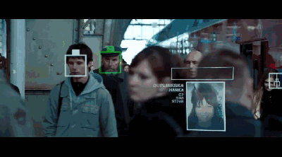 《碟中諜4》（2011）中，已有使用人臉識(shí)別功能的隱形眼鏡迅速搜索目標(biāo)