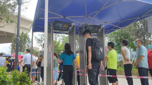 熵基科技測(cè)溫安檢門護(hù)航