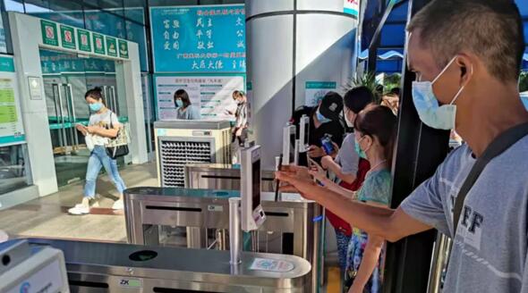 熵基科技建立防疫第一道防線，牢筑醫(yī)院出入口防控屏障