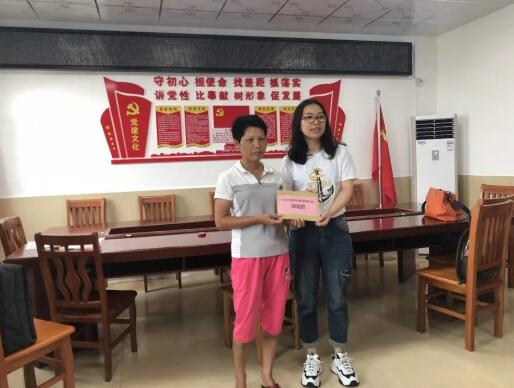 助力精準(zhǔn)扶貧，艾科智泊在行動(dòng)