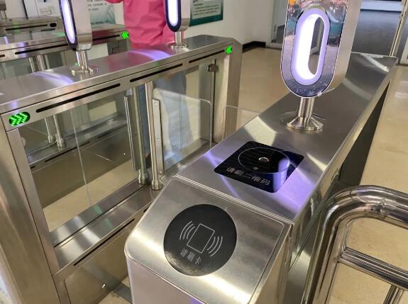 令令開(kāi)門(mén)北京林業(yè)大學(xué)智能門(mén)禁項(xiàng)目第一期完滿落地