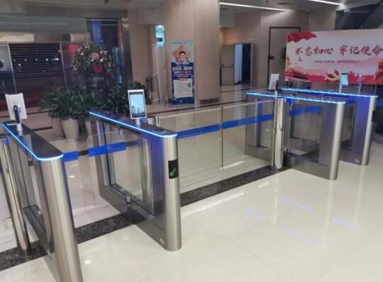 令令開門智能門禁