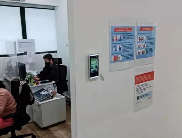 新加坡Leacov培訓(xùn)機構(gòu)植入令令開門智能通行解決方案