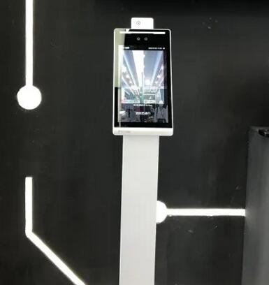 人臉識(shí)別測(cè)溫儀