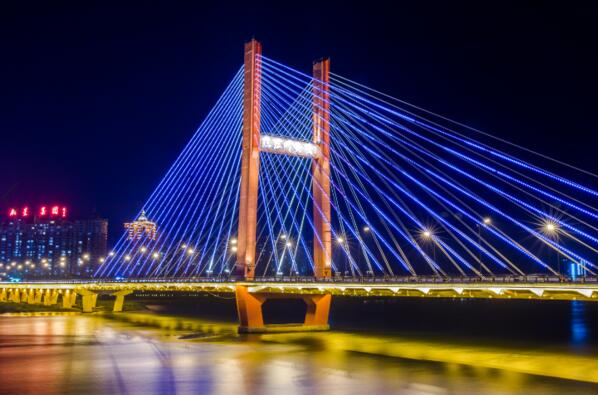 江門(mén)市市長(zhǎng)劉毅一行調(diào)研佳都科技