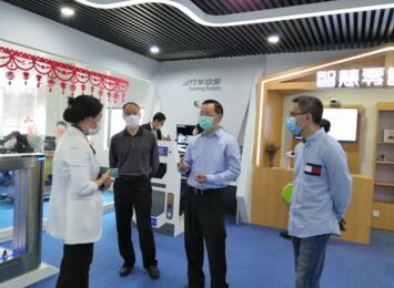 廈門市政協(xié)黨組成員、副主席李欽輝一行調(diào)研瑞為