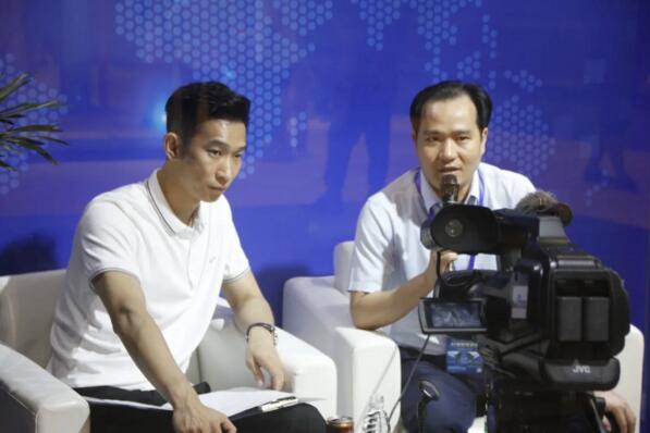 立林大區(qū)總經(jīng)理李志陽(yáng)接受采訪(fǎng)