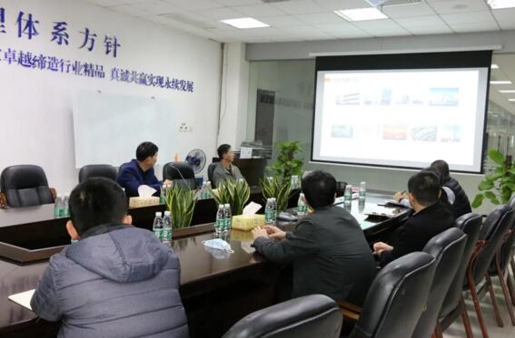 廈門市集美區(qū)副區(qū)長張達(dá)、工信局副局長王志衛(wèi)領(lǐng)導(dǎo)一行到立林走訪參觀