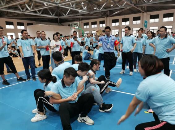 齊心協(xié)力團(tuán)體賽