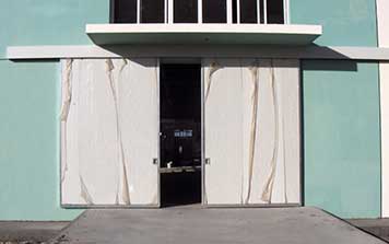 車(chē)庫(kù)門(mén) - 車(chē)庫(kù)門(mén)