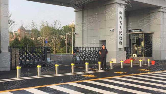 山西省人民政府升降柱案例 - 中出網(wǎng)-智能出入口與停車充電門戶