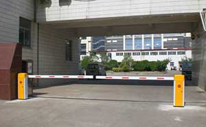 開發(fā)區(qū)聯通道閘案例 - 中出網-智能出入口與停車充電門戶