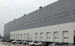 青島埃地沃茲工地快速門案例