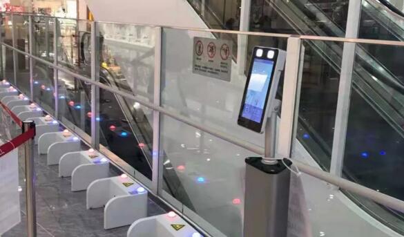 廣州某商超通過部署芊熠動態(tài)人臉識別終端升級了童車租借系統(tǒng)