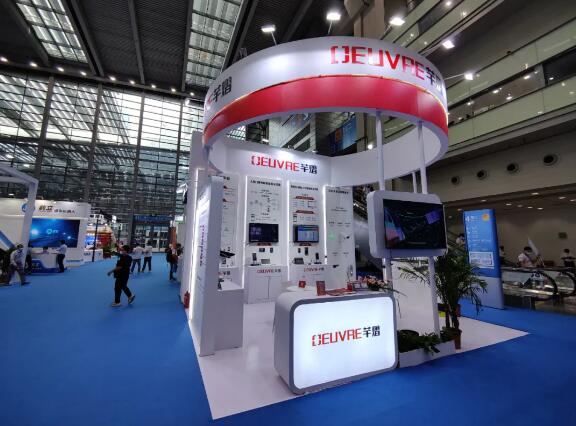 芊熠攜車位引導(dǎo)相機(jī)新品搶先亮相深圳智慧停車展，受邀出席演講，引觀眾熱烈反響