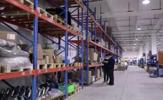 亞薩合萊自動(dòng)門系統(tǒng)蘇州工廠復(fù)工復(fù)產(chǎn)穩(wěn)步供應(yīng)，榮登《人民日?qǐng)?bào)海外版》