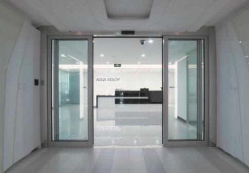 亞薩合萊自動門系統(tǒng)受邀參加第8屆GBE地產高峰論壇