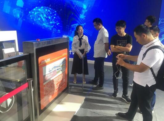 菲勒自動(dòng)門