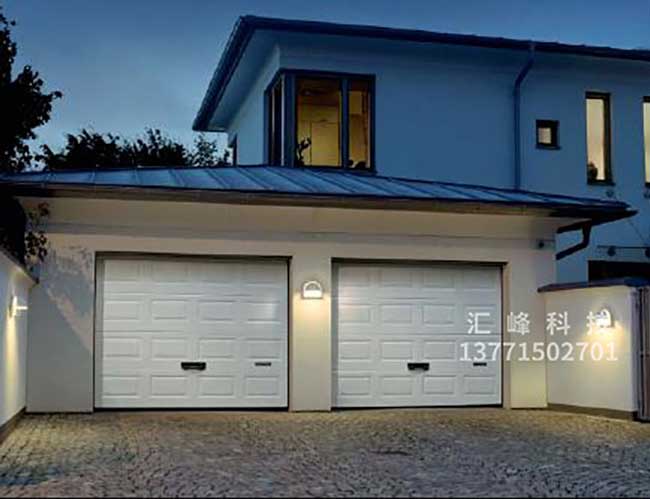 車(chē)庫(kù)門(mén)