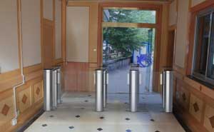 西藏自治區(qū)公安廳通道閘案例