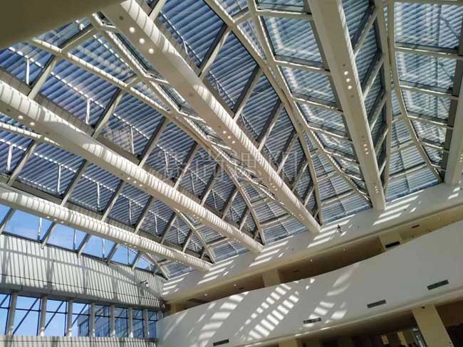 北京終端管制中心采光頂遮陽工程 - 中出網(wǎng)-智能出入口與停車充電門戶