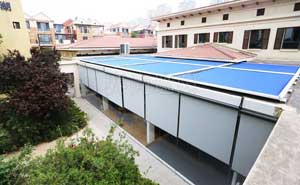 天津黑鯊運(yùn)動(dòng)成長(zhǎng)中心織物外遮陽(yáng)項(xiàng)目 - 中出網(wǎng)-智能出入口與停車充電門戶