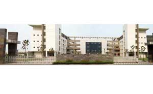 南通市如皋中學伸縮門案例 - 中出網(wǎng)-智能出入口與停車充電門戶