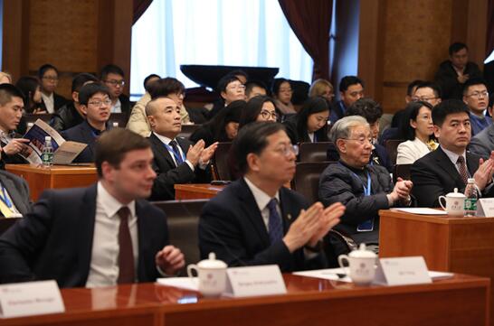 同方威視受邀參加清華大學(xué)俄羅斯研究院成立儀式暨新時(shí)代中俄戰(zhàn)略協(xié)作高峰論壇