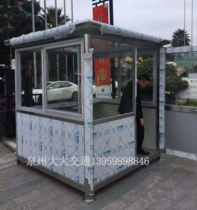 晉江金瑪國際酒店不銹鋼崗?fù)ぐ咐?- 中出網(wǎng)-智能出入口與停車充電門戶