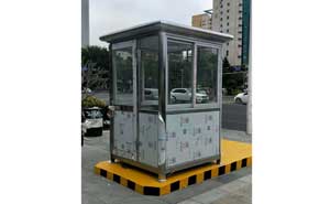 泉州萬達廣場商務(wù)樓不銹鋼崗?fù)ぐ咐?- 中出網(wǎng)-智能出入口與停車充電門戶