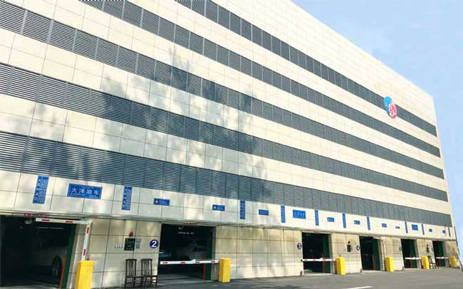 傳統(tǒng)垂直升降車庫