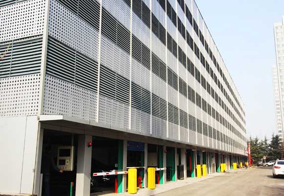 濰坊市高新區(qū)管委會(huì)6層機(jī)械式平面移動(dòng)立體車庫(kù)案例 - 中出網(wǎng)-智能出入口與停車充電門戶