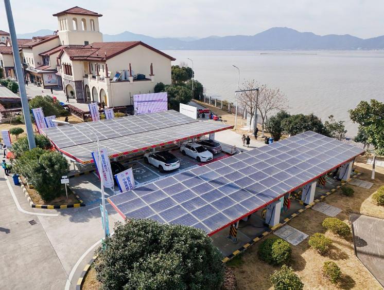 寧波液冷超充站 - 中出網-智能出入口與停車充電門戶