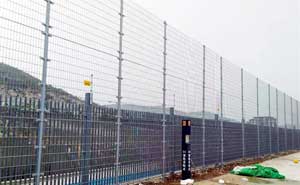 濟(jì)南托馬斯實(shí)驗(yàn)學(xué)校電子圍欄案例