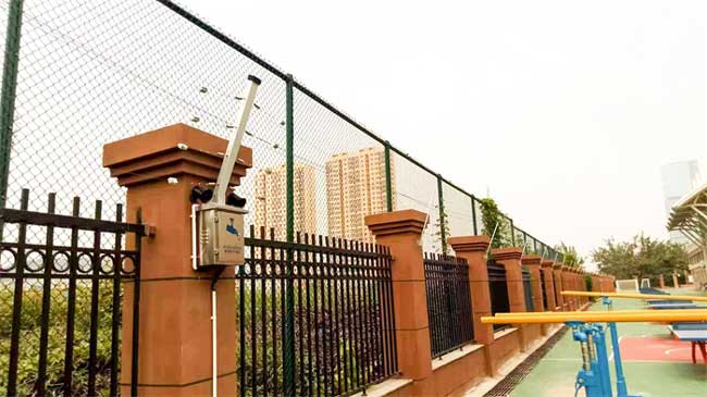 山東省濟(jì)南第三中學(xué)電子圍欄案例 - 中出網(wǎng)-智能出入口與停車(chē)充電門(mén)戶(hù)