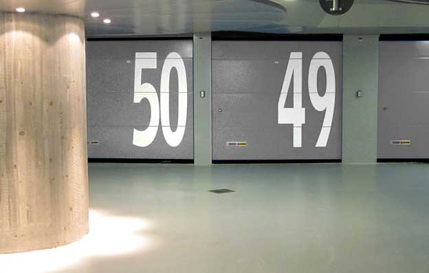 集體車(chē)庫(kù)滑升門(mén)