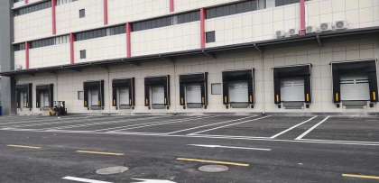 硬質(zhì)快速門