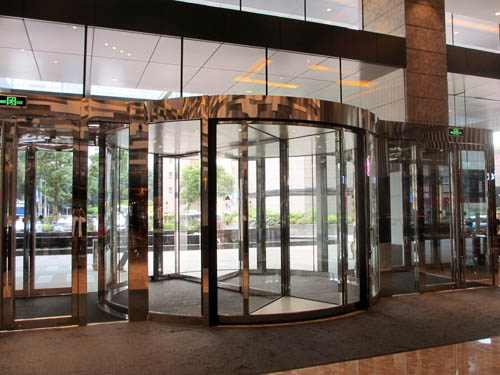 旋轉(zhuǎn)門(mén)