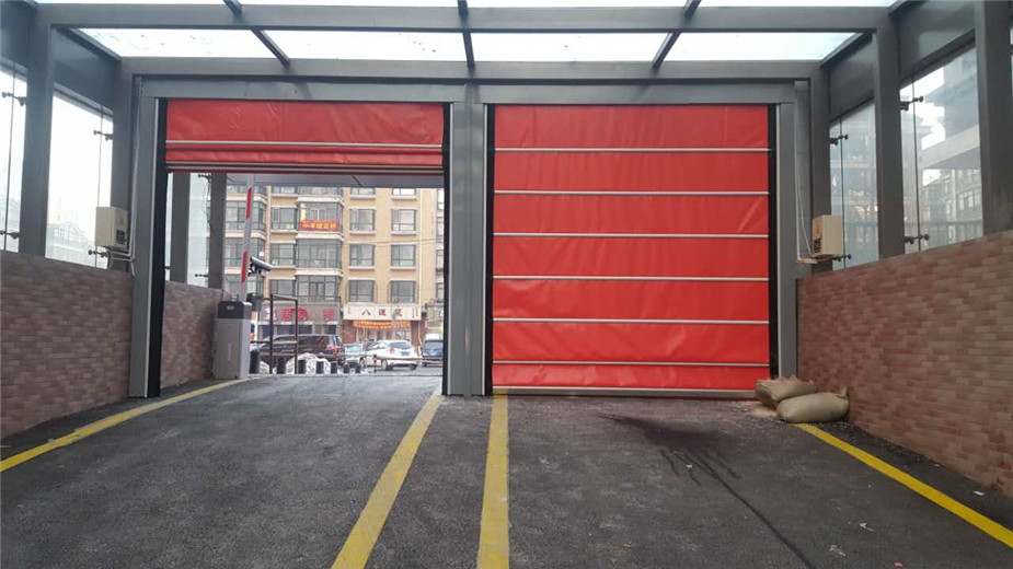 哈爾濱天悅國際快速門案例 - 中出網(wǎng)-智能出入口與停車充電門戶