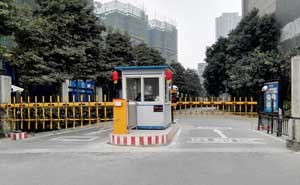 成都八號公館車牌識別系統(tǒng)案例 - 中出網(wǎng)-智能出入口與停車充電門戶