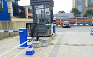 武漢融科花滿亭車牌識別系統(tǒng)案例 - 中出網(wǎng)-智能出入口與停車充電門戶