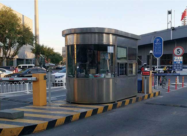 北京豐臺體育中心停車場系統(tǒng)案例 - 中出網(wǎng)-智能出入口與停車充電門戶