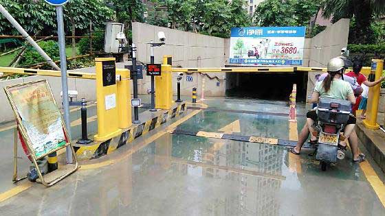 廣西北流幸福里小區(qū)停車場系統(tǒng)案例 - 中出網(wǎng)-智能出入口與停車充電門戶