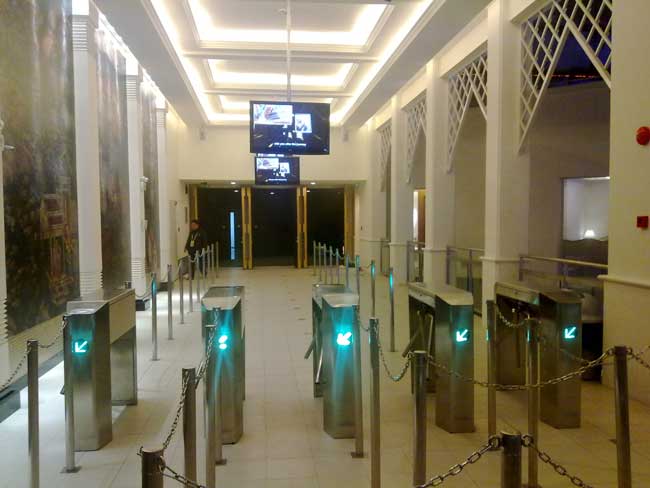 上海世博會(huì)泰國(guó)館通道閘案例 - 中出網(wǎng)-智能出入口與停車充電門戶