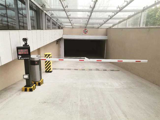 山西太原中冶天工集團(tuán)停車(chē)場(chǎng)系統(tǒng)案例 - 中出網(wǎng)-智能出入口與停車(chē)充電門(mén)戶(hù)