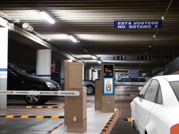 偉龍科技以匠心致初心，禮贊祖國(guó)71華誕！