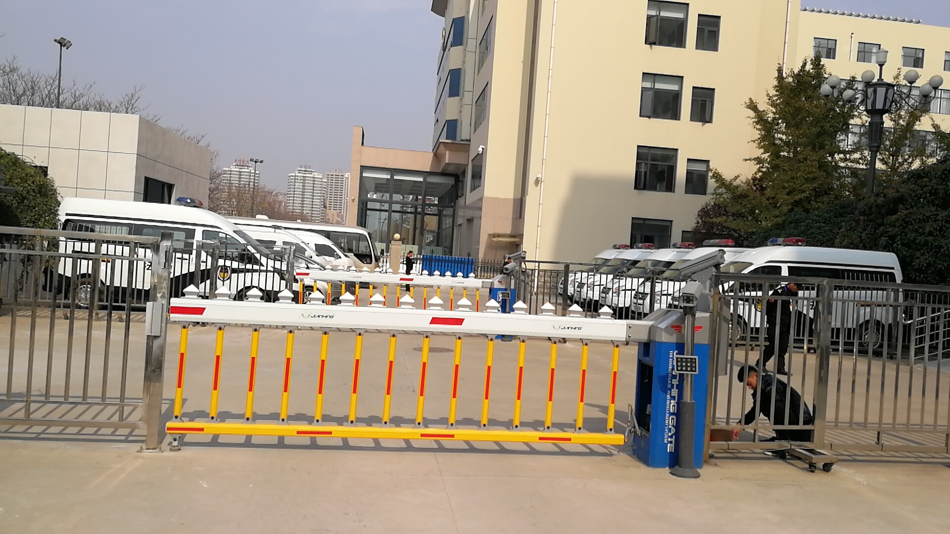 建星，安快